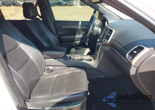 1C4RJFBG3HC735616: 43296522