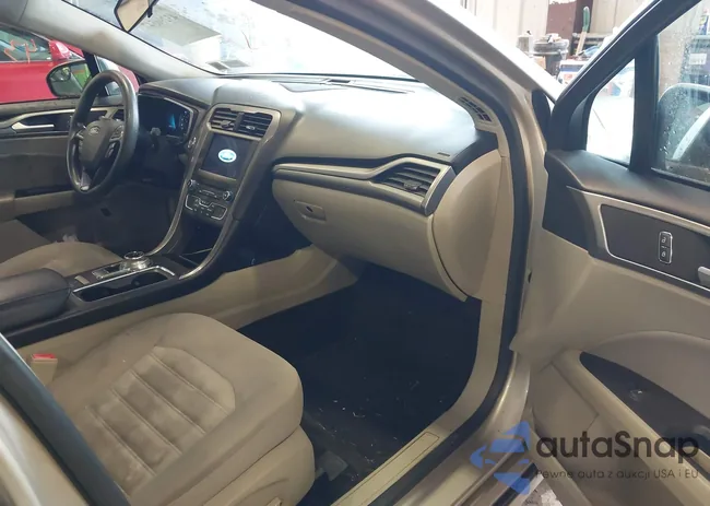 3FA6P0LU8JR250307: 43296547