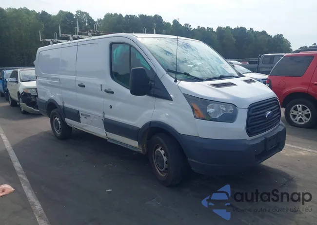 1FTYR1ZM4GKB53550: 43296610