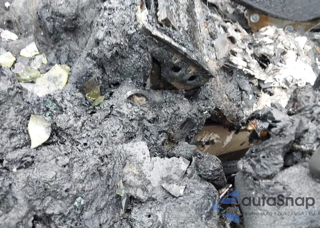 SALYL2EX9KA784115: 43296630