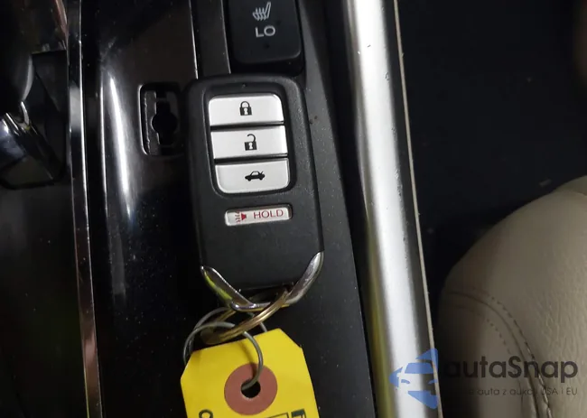 1HGCR3F9XDA045765: 43297894