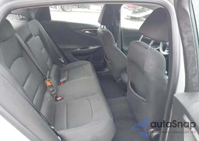 1G1ZB5ST3HF223950: 43297948