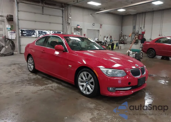 WBAKF5C51BE586741: 43298026