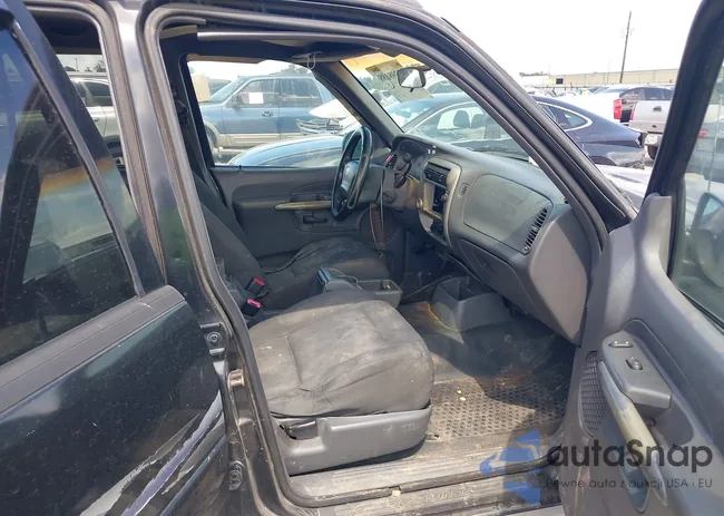 1FMZU67EX1UC43627: 43298188