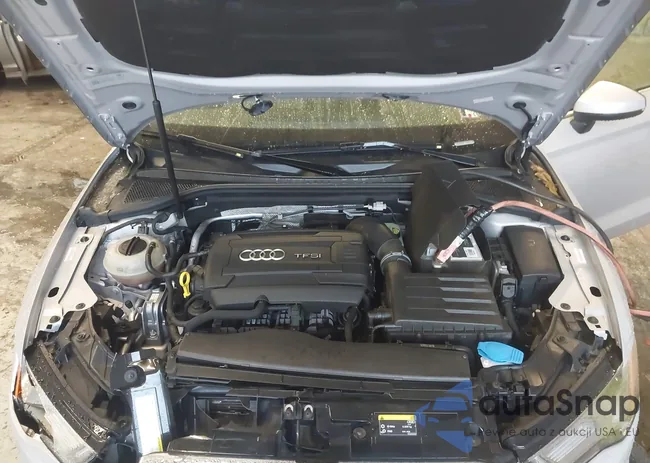 WAUK8GFF1G1005568: 43298205