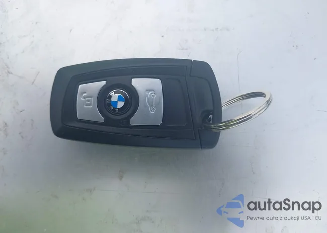 WBA3B5C54DF591140: 43298208