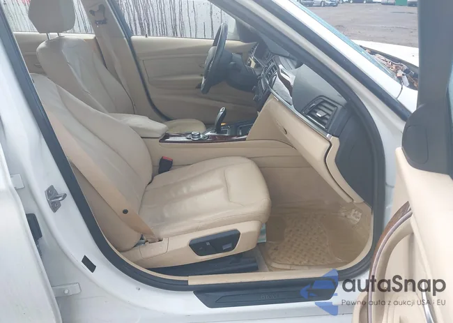 WBA3B5C54DF591140: 43298208