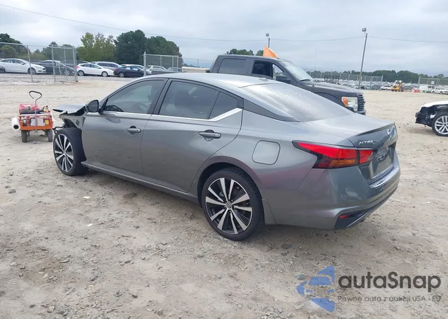 1N4BL4CW8MN415203: 43298258