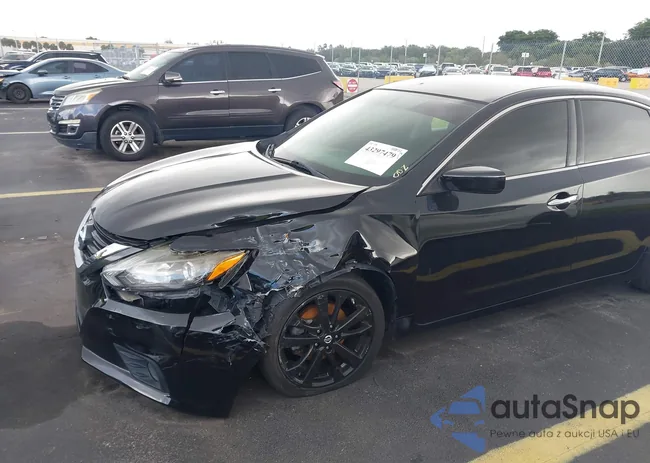 1N4AL3APXJC182059: 43297479