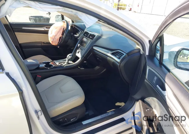 3FA6P0RU0FR293943: 43297481