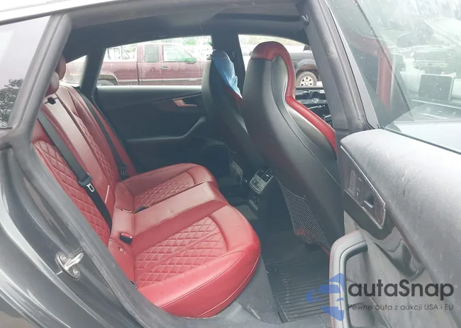 WAUC4CF53KA000834: 43297700