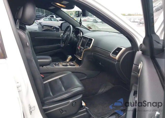 1C4RJFBG3HC735700: 43297734