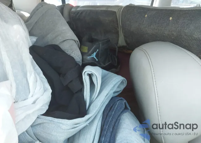 1G4HD57288U183143: 43298863