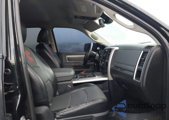 3C6UR5DLXEG158980: 43298866