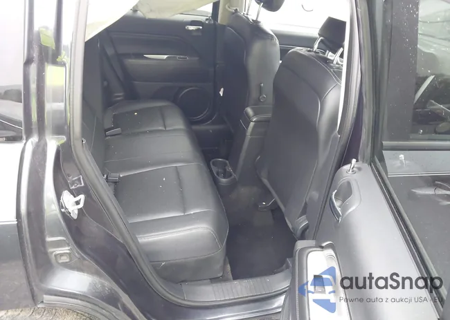 1C4NJDEB1FD324581: 43299306