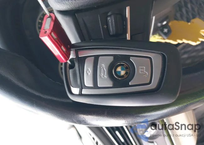 WBAKB8C59CC963195: 43299374