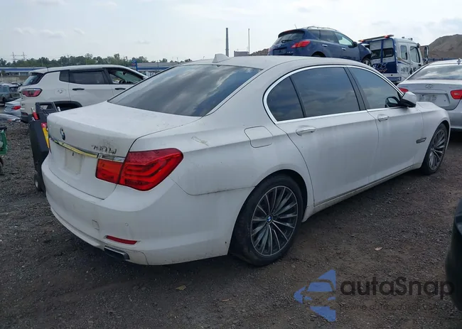 WBAKB8C59CC963195: 43299374