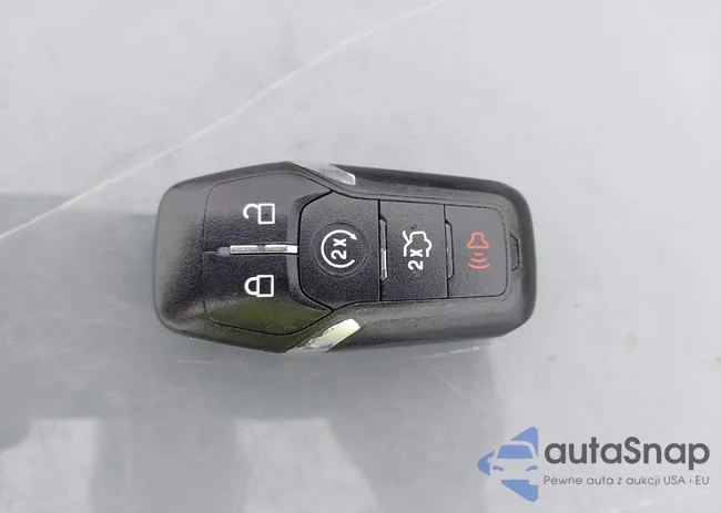 3FA6P0K94DR261290: 43298400