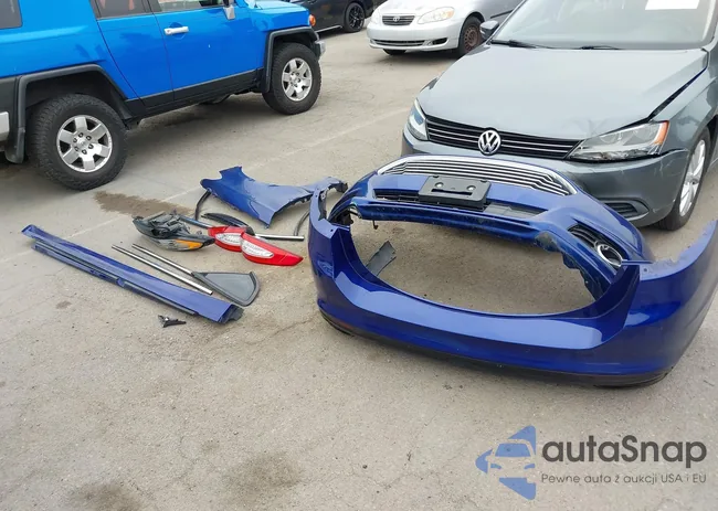 3FA6P0K94DR261290: 43298400