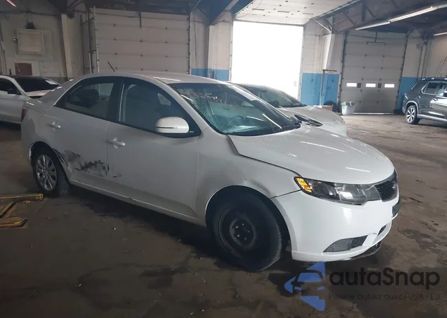 KNAFU4A22D5661752: 43298412