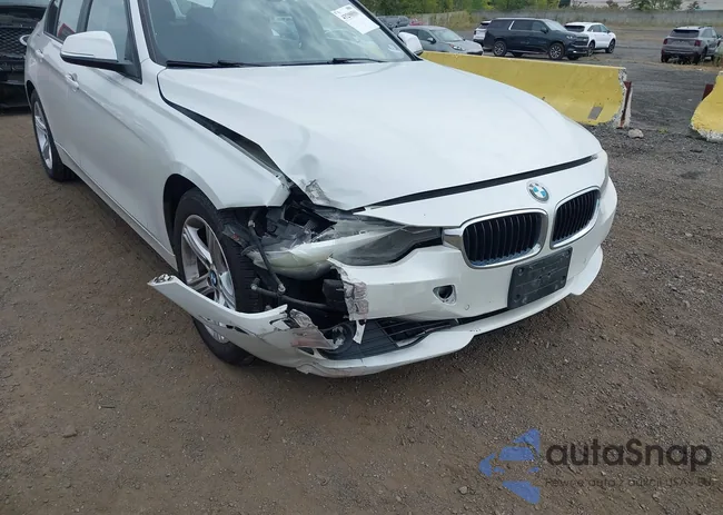 WBA3B5G5XDNS02128: 43298501