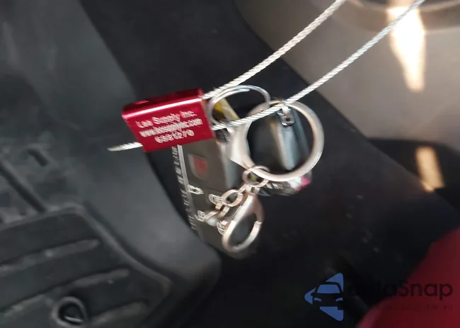 SALWR2TF4FA615870: 43298541