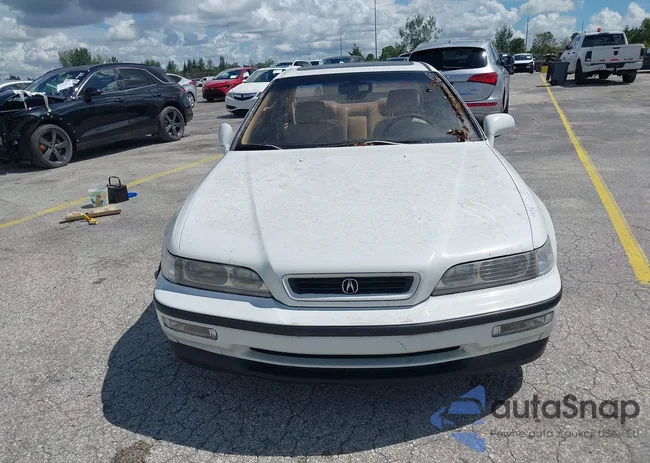 JH4KA8267MC008945: 43298543