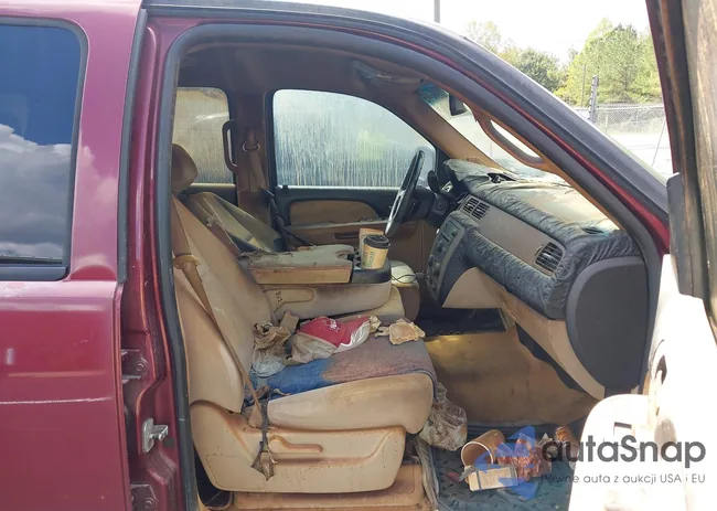 1GNFC13C98J127968: 43298732