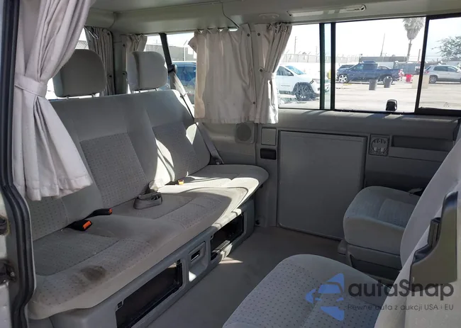 WV2NB47072H007594: 43299782