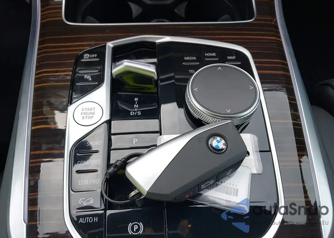 5UX23EU01T9052551: 43299987