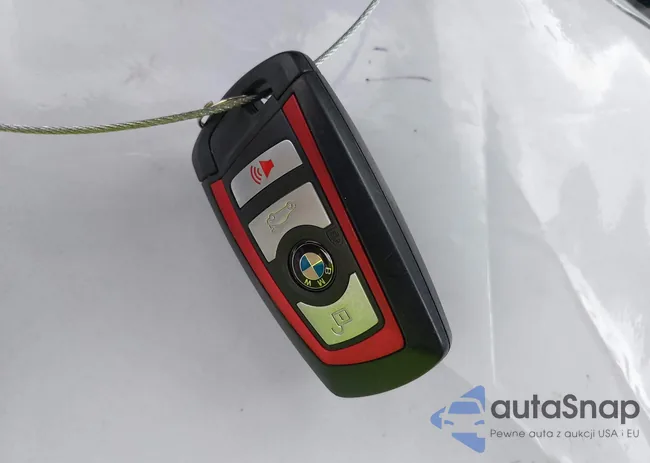 WBA4W3C51JAE99752: 43300032