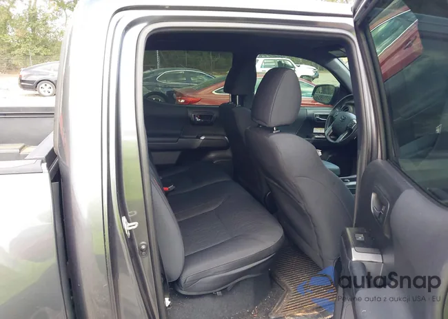 3TMCZ5AN0KM229840: 43300078