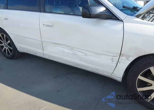 4T1BF28B03U303748: 43300181