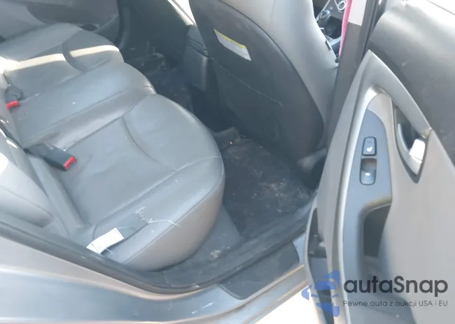 5NPDH4AE4FH551264: 43300228