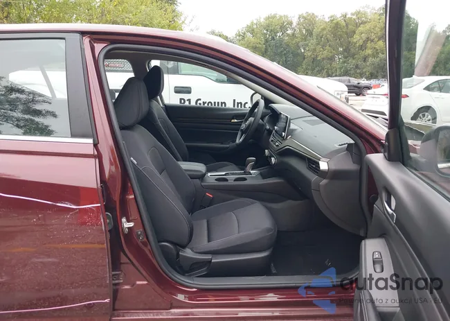 1N4BL4DV0SN324431: 43300256