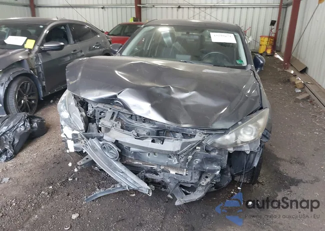 3MZBM1U75FM124181: 43299671