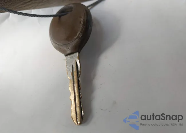 1J4GL58K84W161279: 43299686