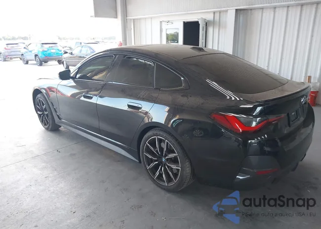 WBA63AV07NFM36376: 43300831