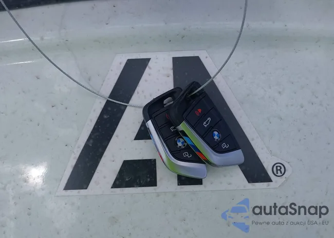 WBA63AV07NFM36376: 43300831