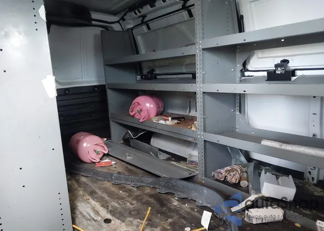 1GCWGAFF5H1123967: 43300898