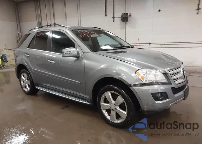 4JGBB8GB5BA656664: 43300920