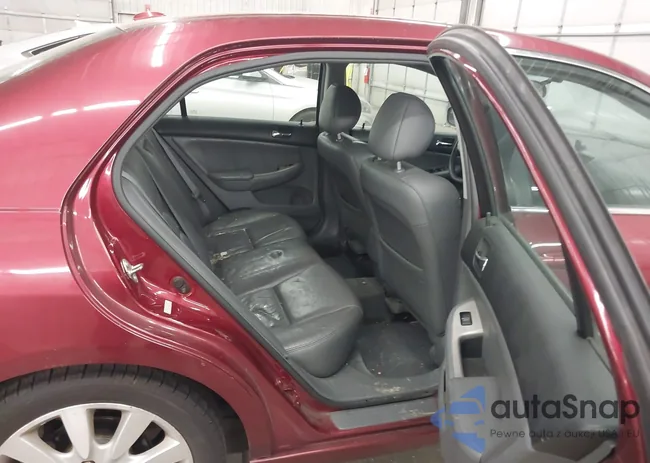 1HGCM66566A053958: 43301178