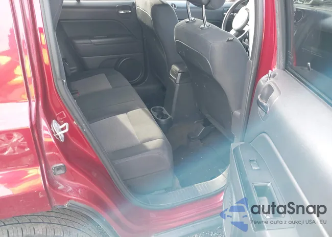 1C4NJRFB2ED739208: 43301190