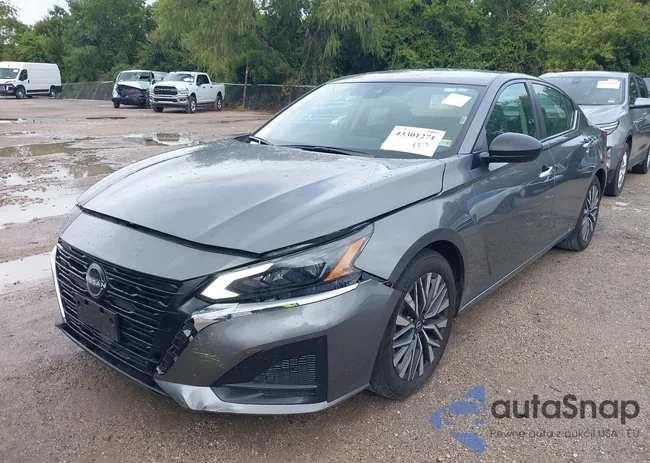 1N4BL4DV8RN354819: 43301271