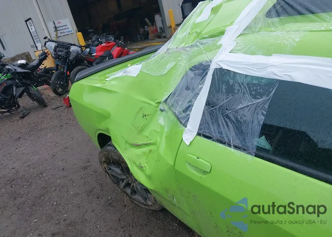 2C3CDZKG2PH615255: 43301295