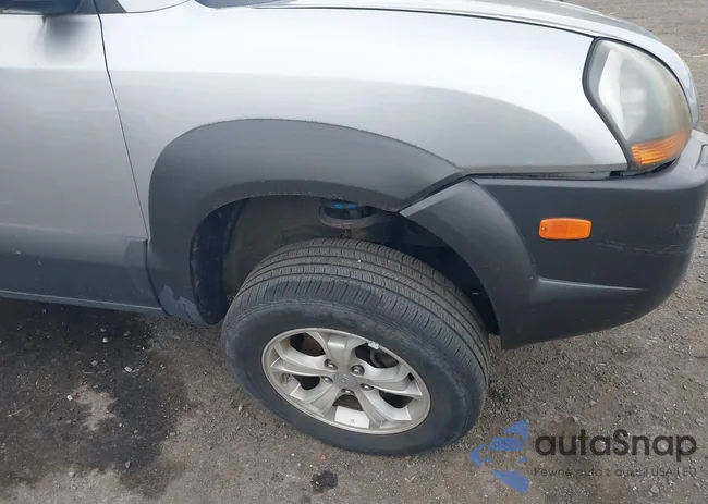 KM8JN72D29U932815: 43301325