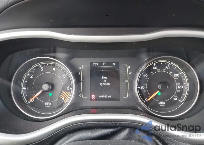 1C4PJLAB0FW566100: 43300386