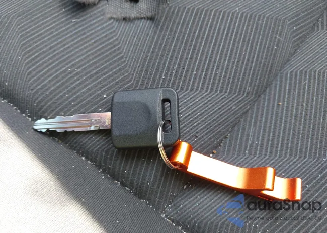 KNMAT2MT3GP710197: 43300469