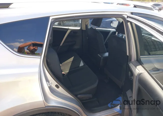 2T3ZFREVXGW290252: 43300641