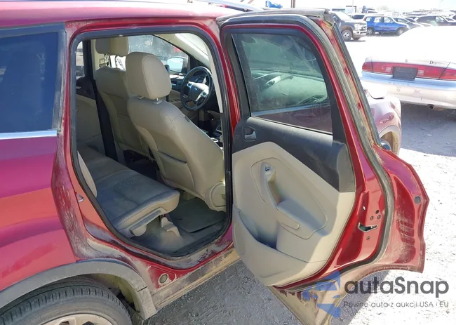 1FMCU9J91EUA83663: 43301853